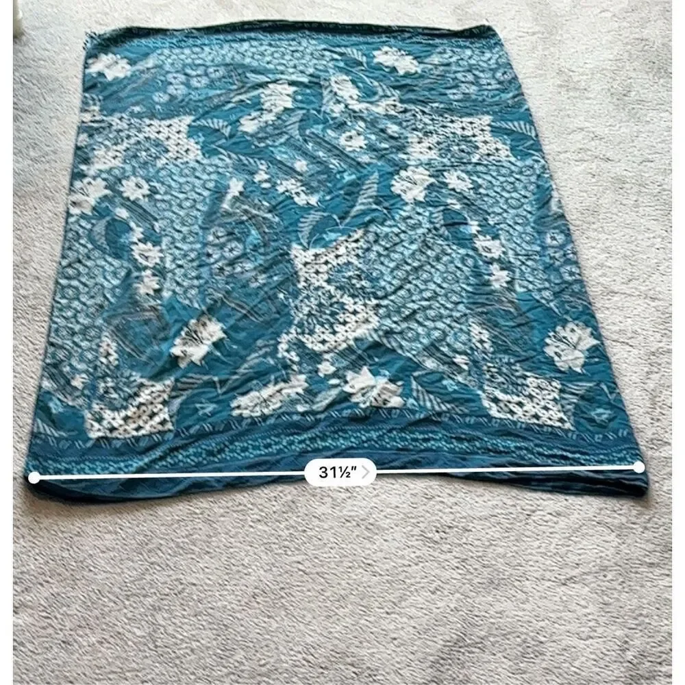 NWOT luxury 100% silk scarf beautiful blues A3
